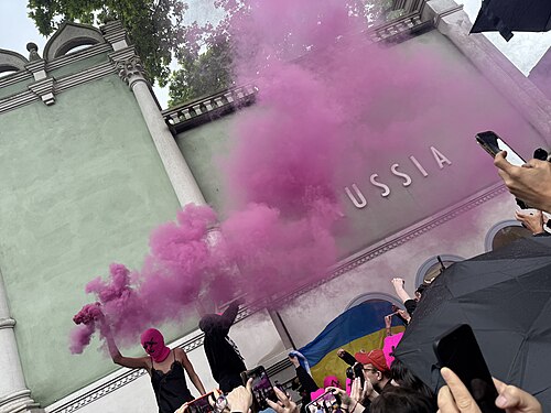Protestors at the Russian Pavilion during 2026 Venice Biennale opening day, May 6, 2026.