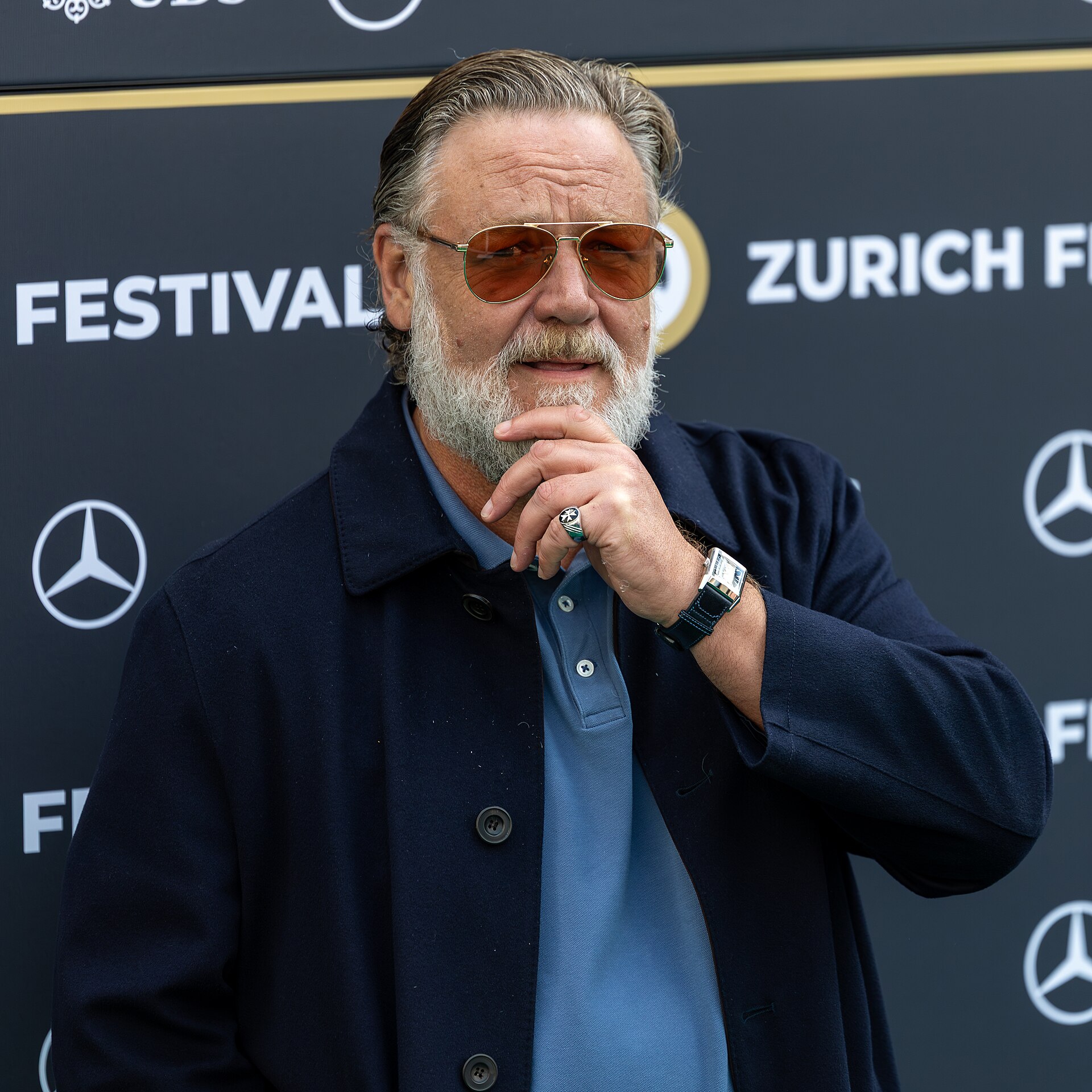 Russell Crowe on the Green Carpet at the 2025 Zurich Film Festival.