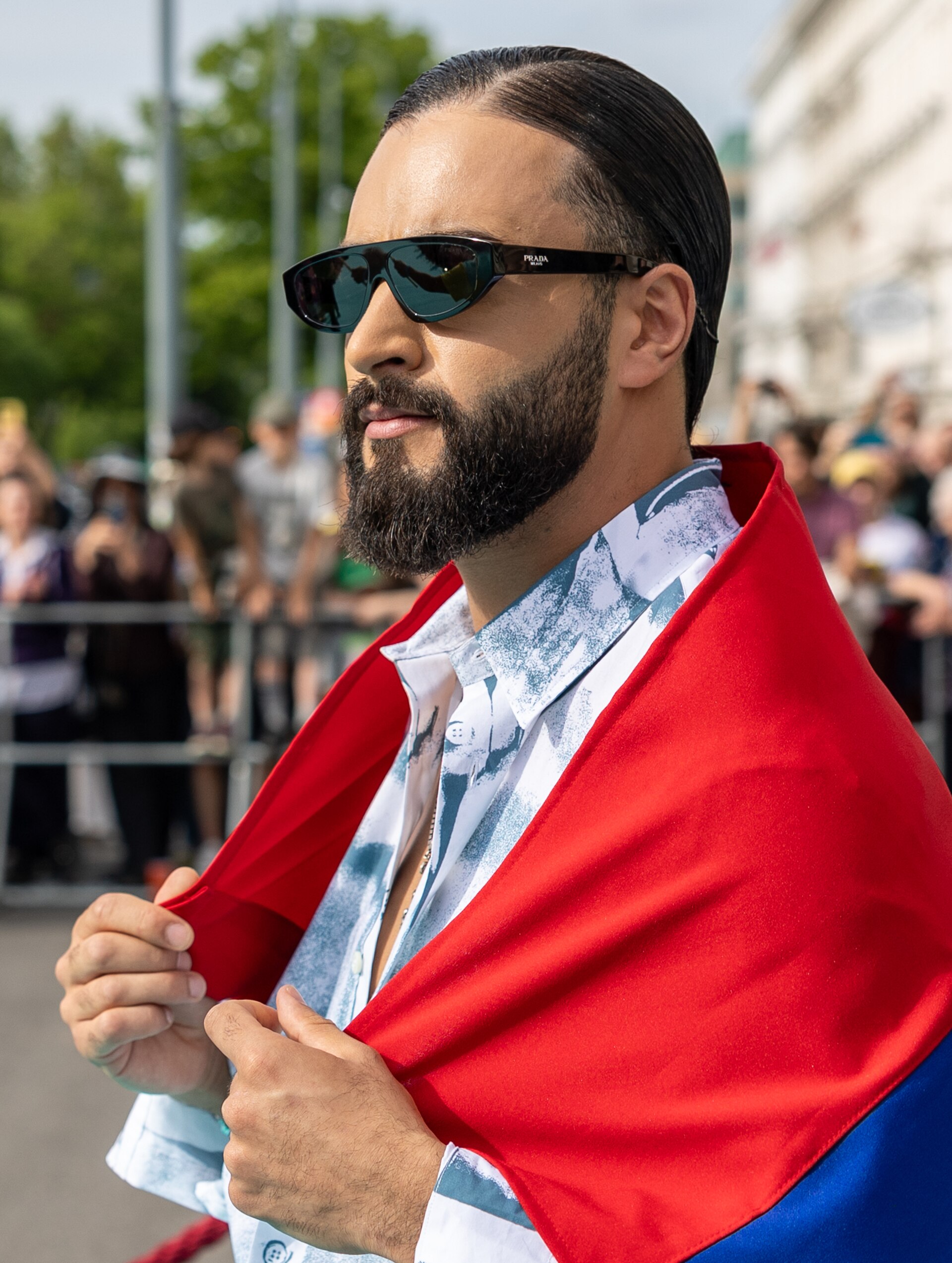 SIMÓN representing Armenia on the Turquoise Carpet at the 2026 Eurovision Song Contest in Vienna