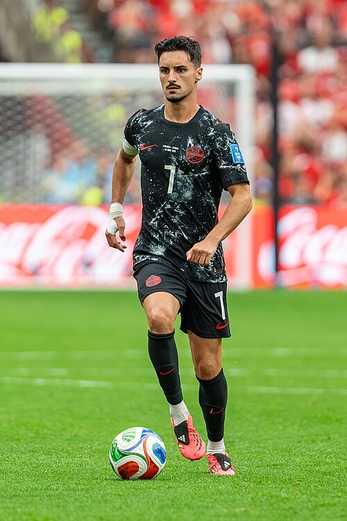Stephen Eustaquio during Canada v Qatar on 18 June 2026 at the 2026 FIFA World Cup