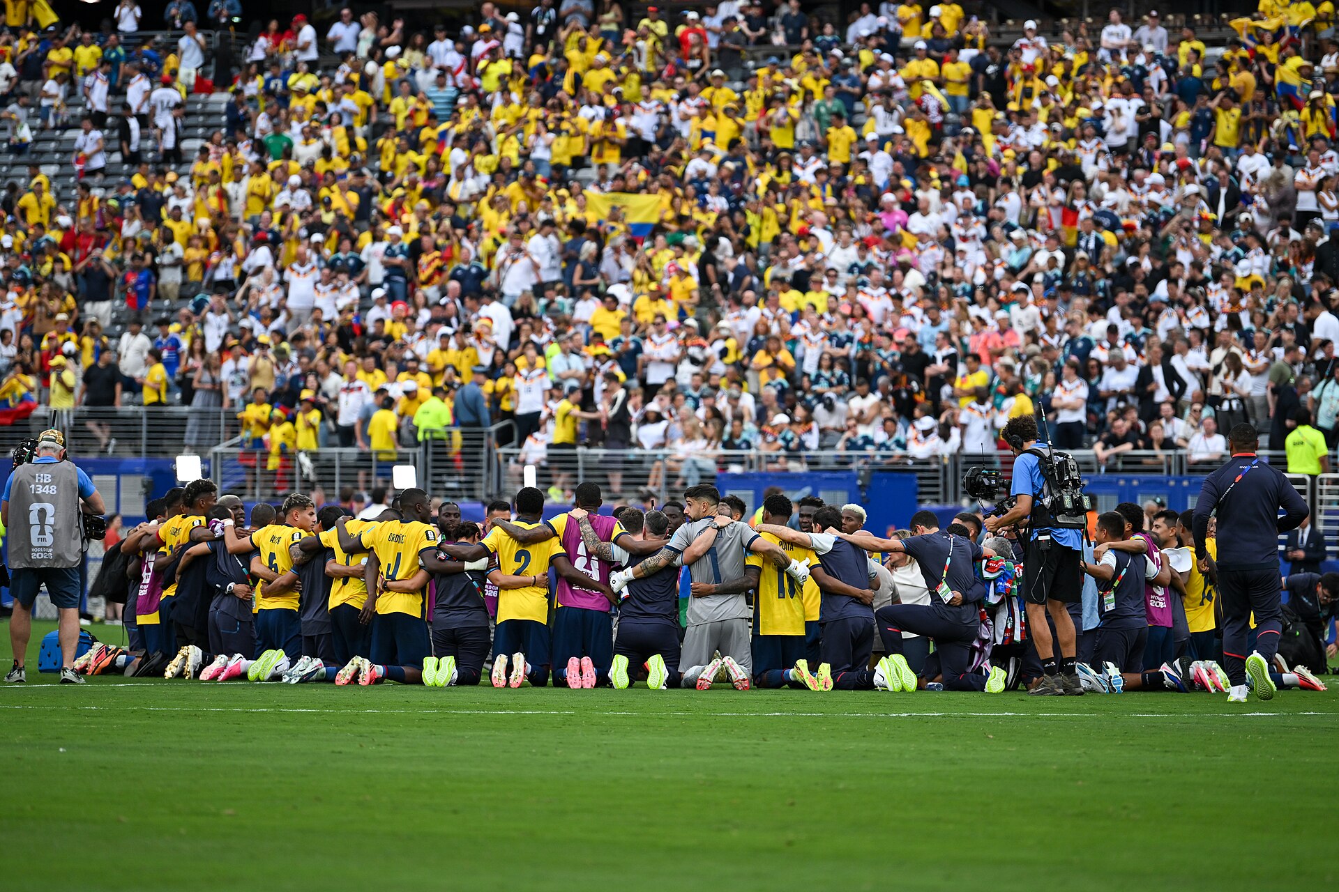 EAST RUTHERFORD, UNITED STATES - June 25: Ecuador players celebrate after the 2-1 win during the FIFA World Cup 2026 Group E match between Ecuador and Germany at New York New Jersey Stadium on June 25, 2026 in East Rutherford, New Jersey.
