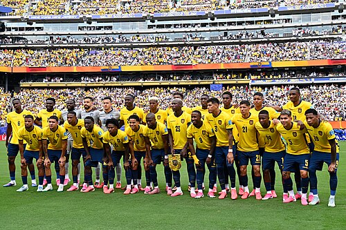 EAST RUTHERFORD, UNITED STATES - June 25: 
Ecuador players pose for a team photograph before the FIFA World Cup 2026 Group E match between Ecuador and Germany at New York New Jersey Stadium