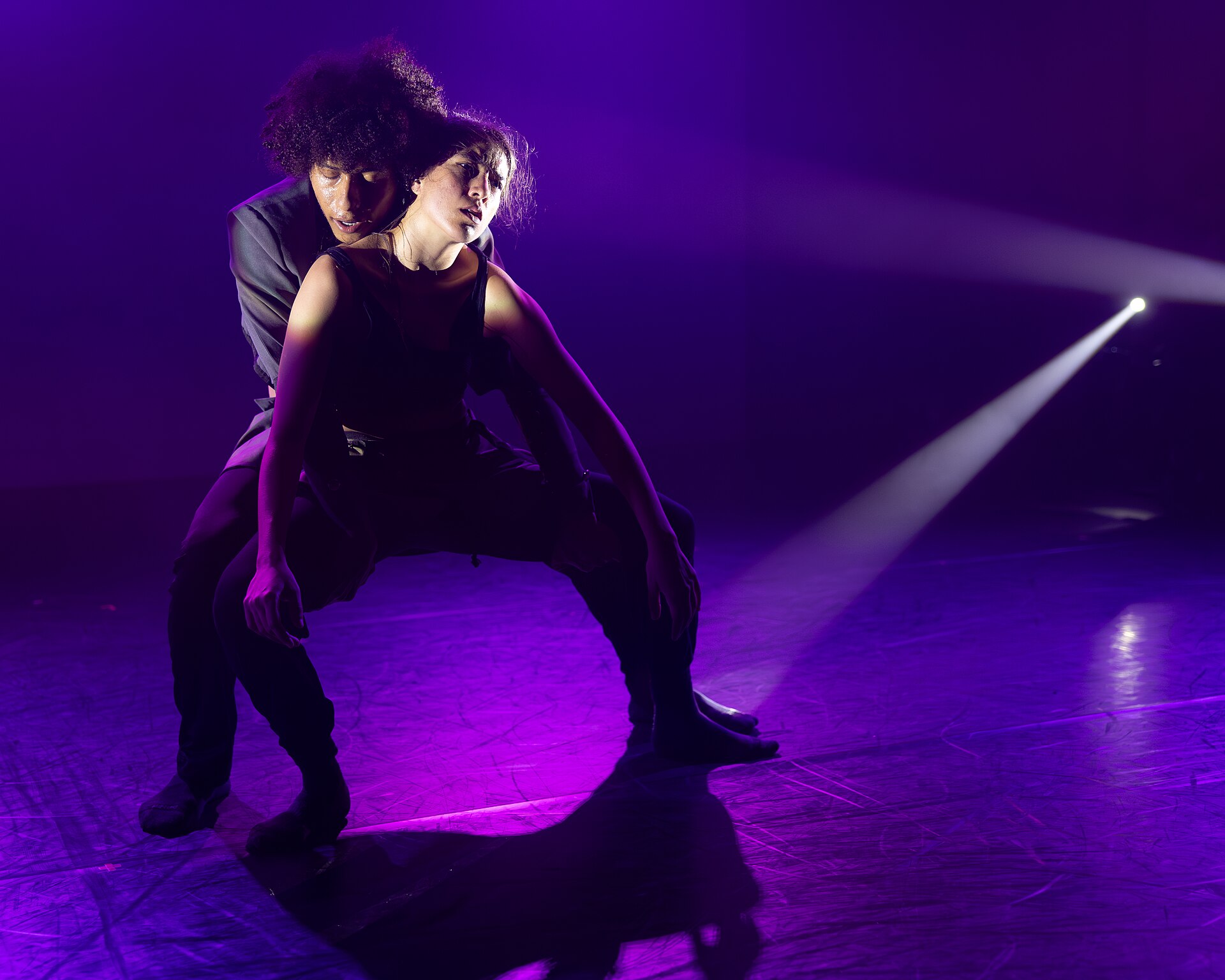 The São José dos Campos Dance Company performing “Voyeur / Samba and Love” at the 2025 Edinburgh Festival Fringe