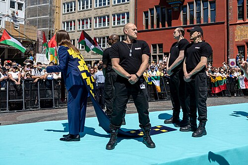 Tommy Cash, representing Estonia, on the Turquoise Carpet at Eurovision 2025 in Basel, Switzerland.