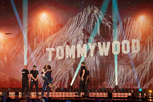 Tommy Cash, Eurovision 2025 1st semi final live show