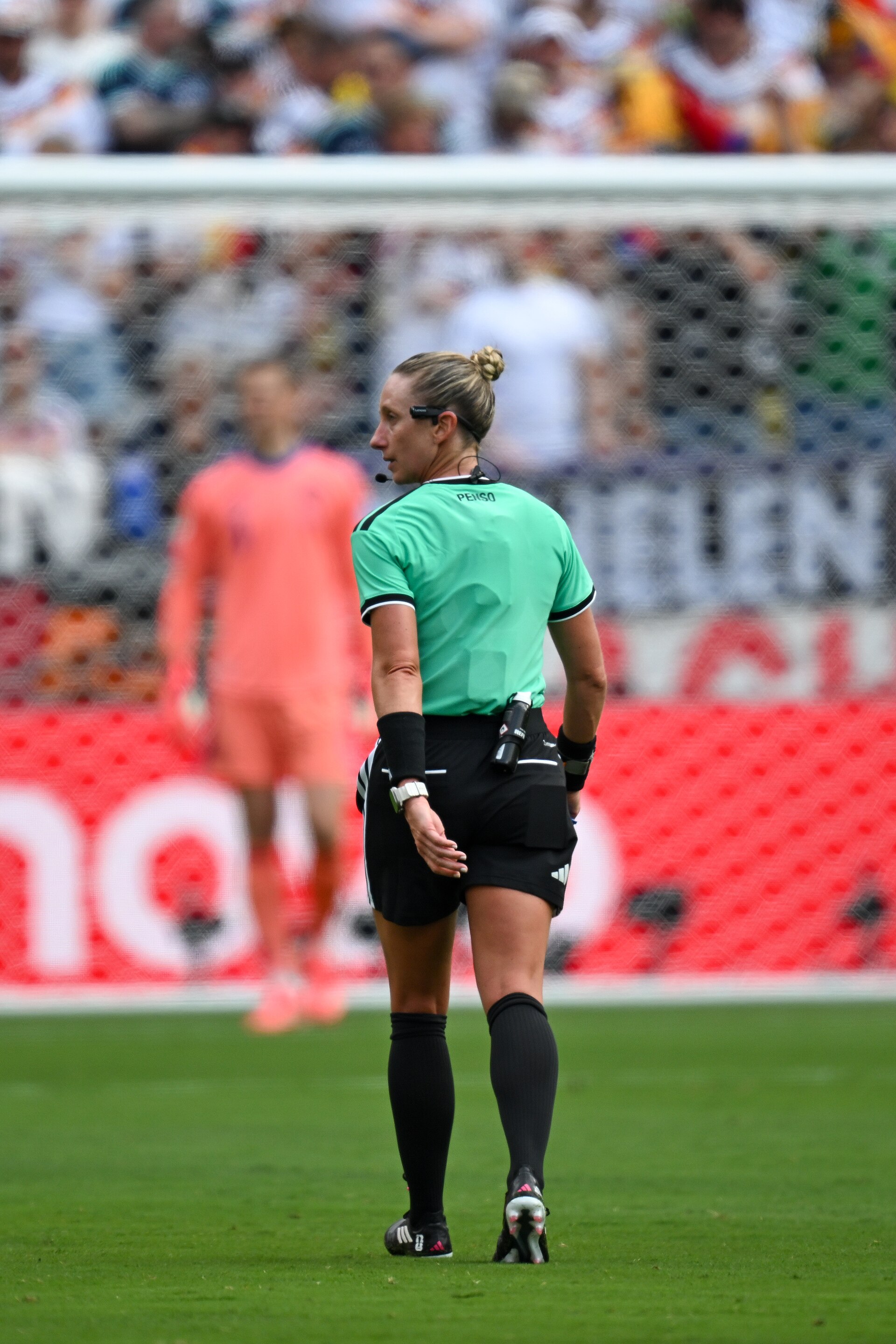 EAST RUTHERFORD, UNITED STATES - June 25: Referee Tori Penso during the FIFA World Cup 2026 Group E match between Ecuador  and  Germany on June 25, 2026 MetLife Stadium, East Rutherford, New Jersey
