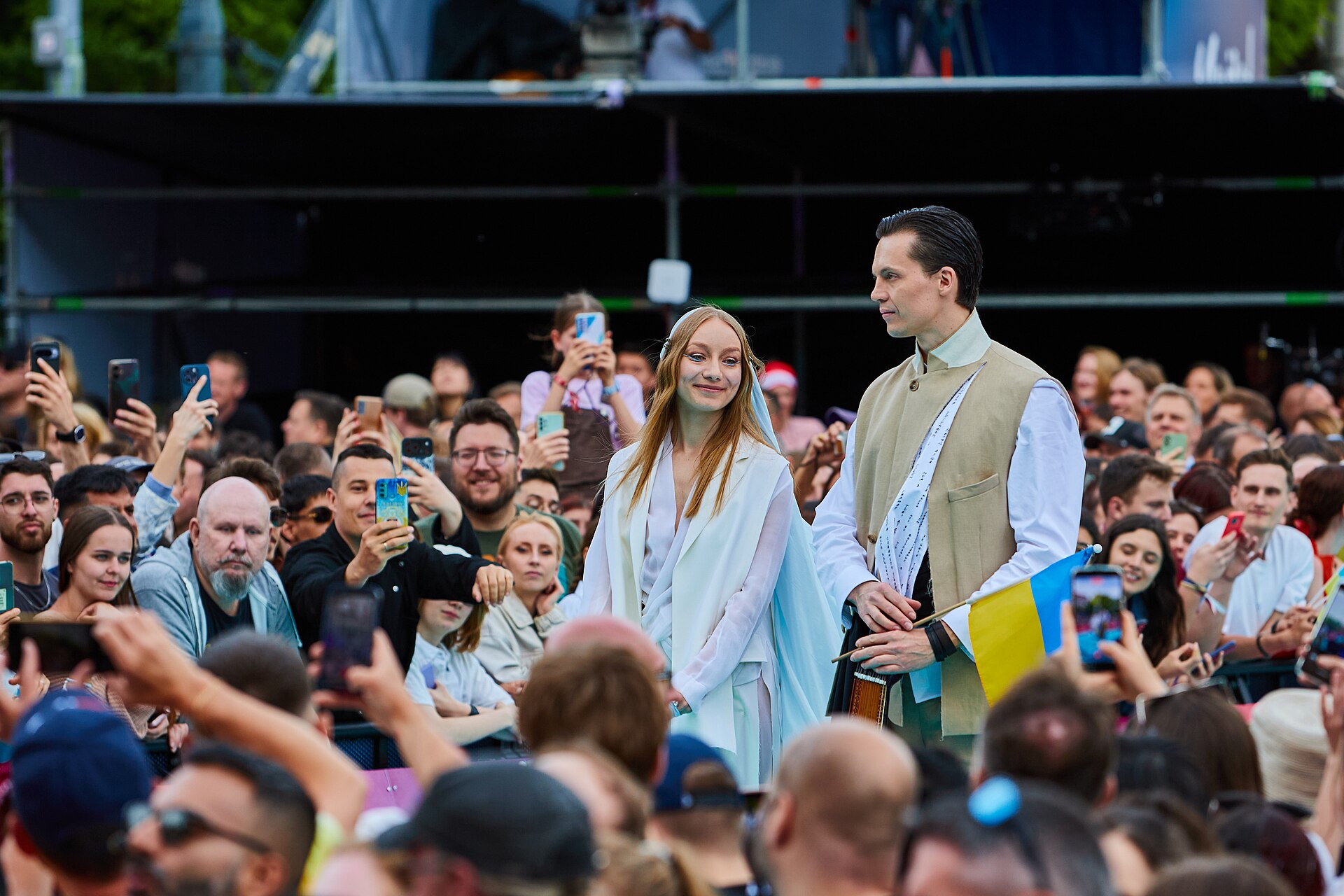 Viktoria Leléka and Yaroslav Dzhus on Eurovision Turquoise Carpet 2026 003