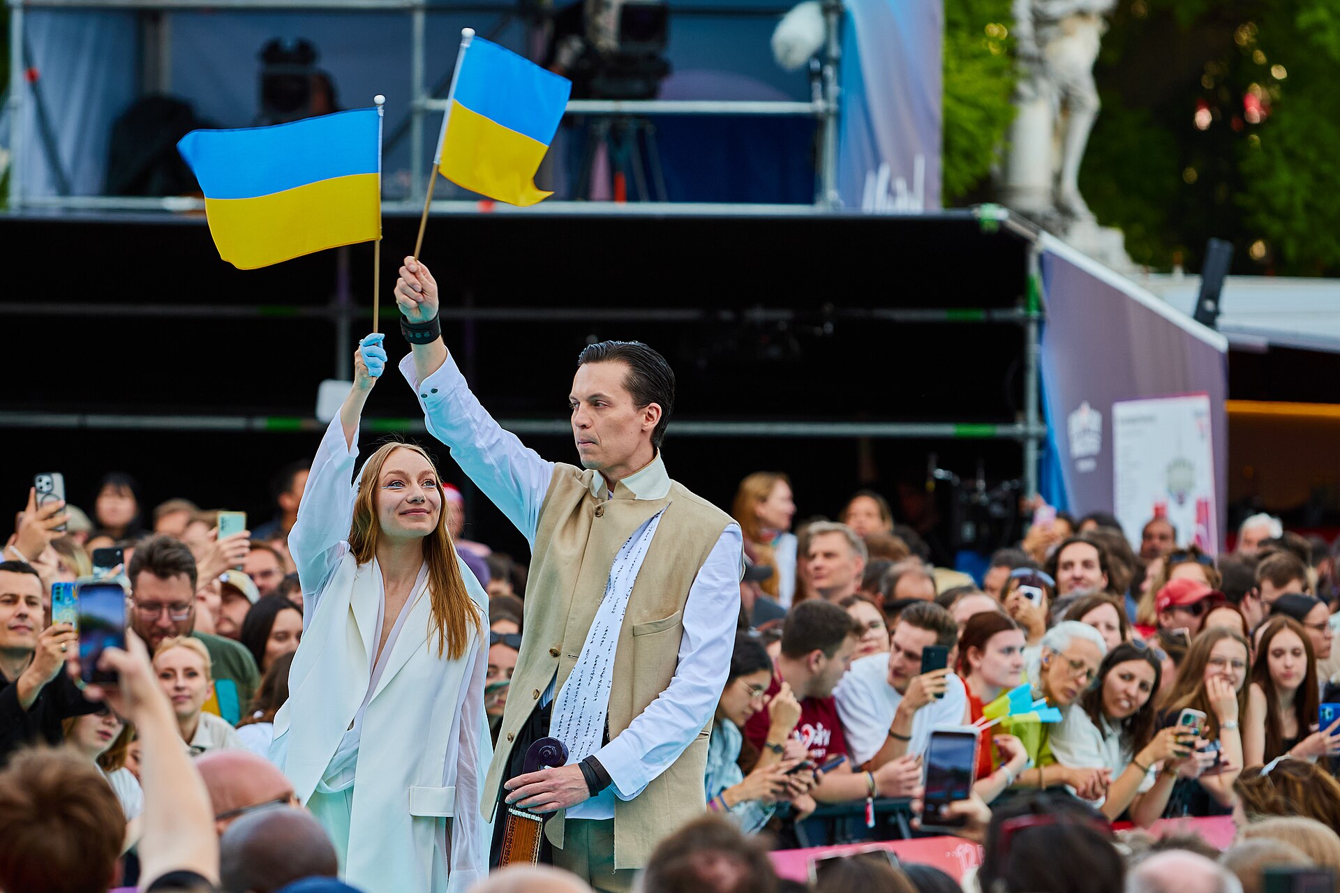Viktoria Leléka and Yaroslav Dzhus on Eurovision Turquoise Carpet 2026 005