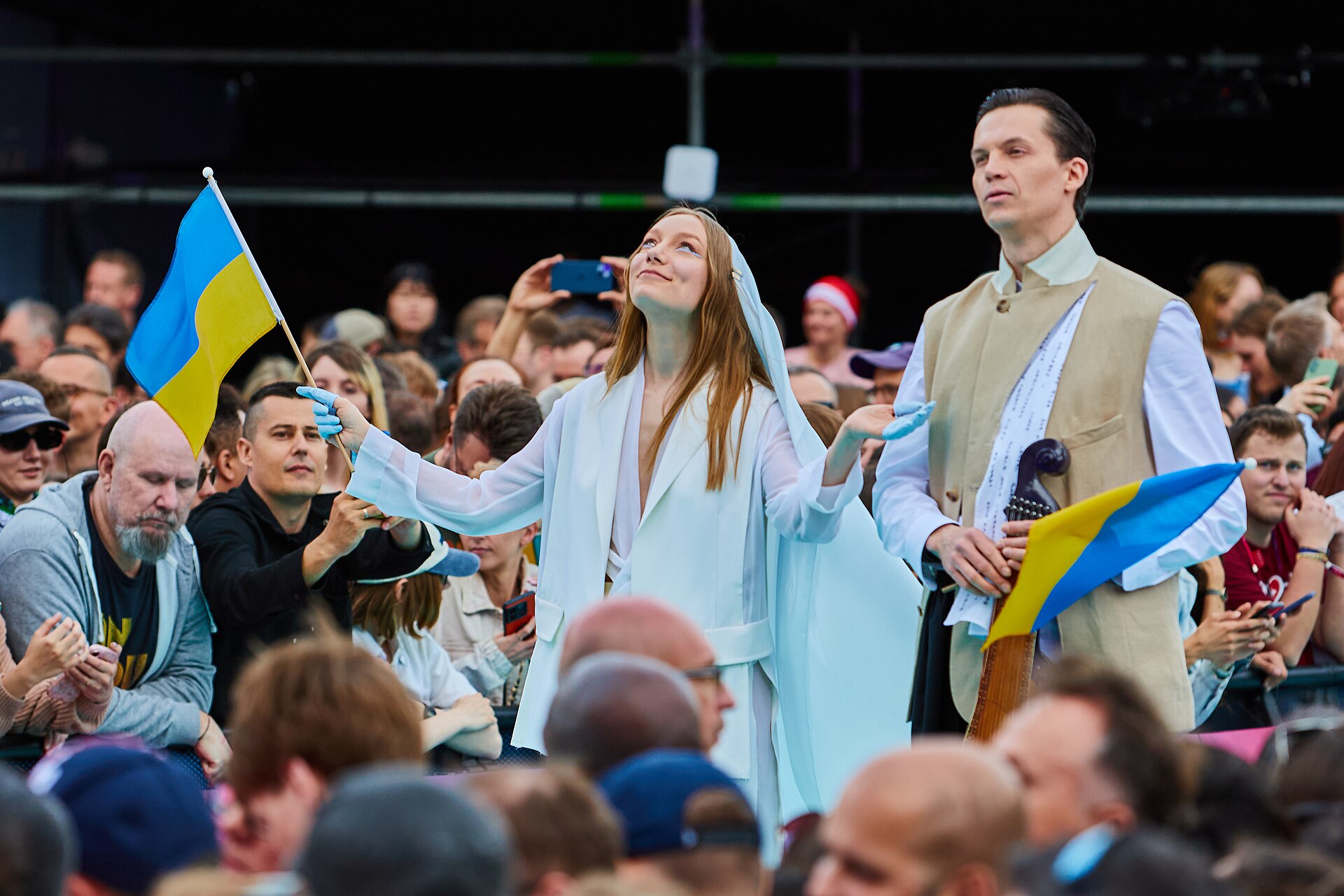 Viktoria Leléka and Yaroslav Dzhus on Eurovision Turquoise Carpet 2026 006