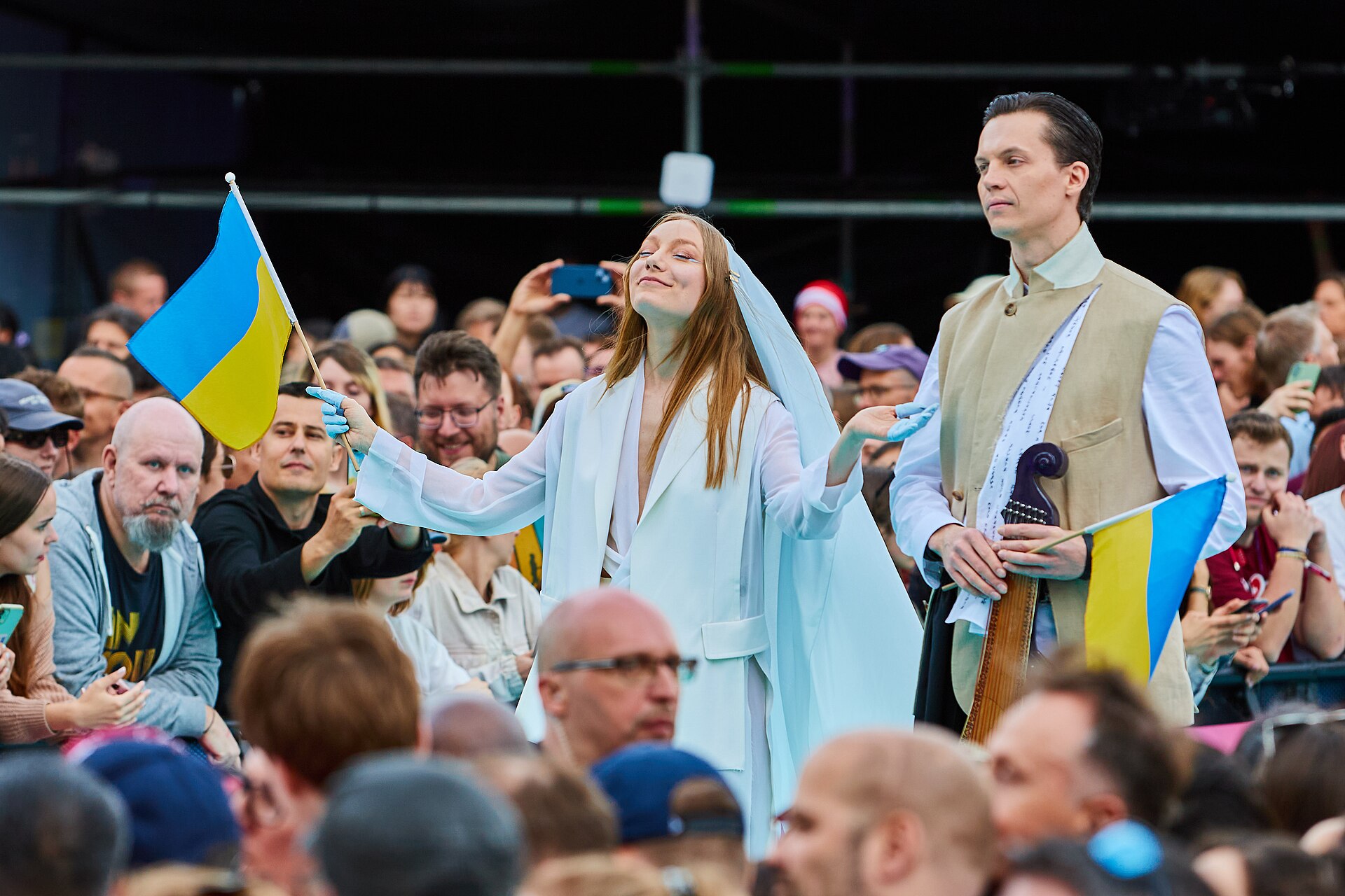Viktoria Leléka and Yaroslav Dzhus on Eurovision Turquoise Carpet 2026 007