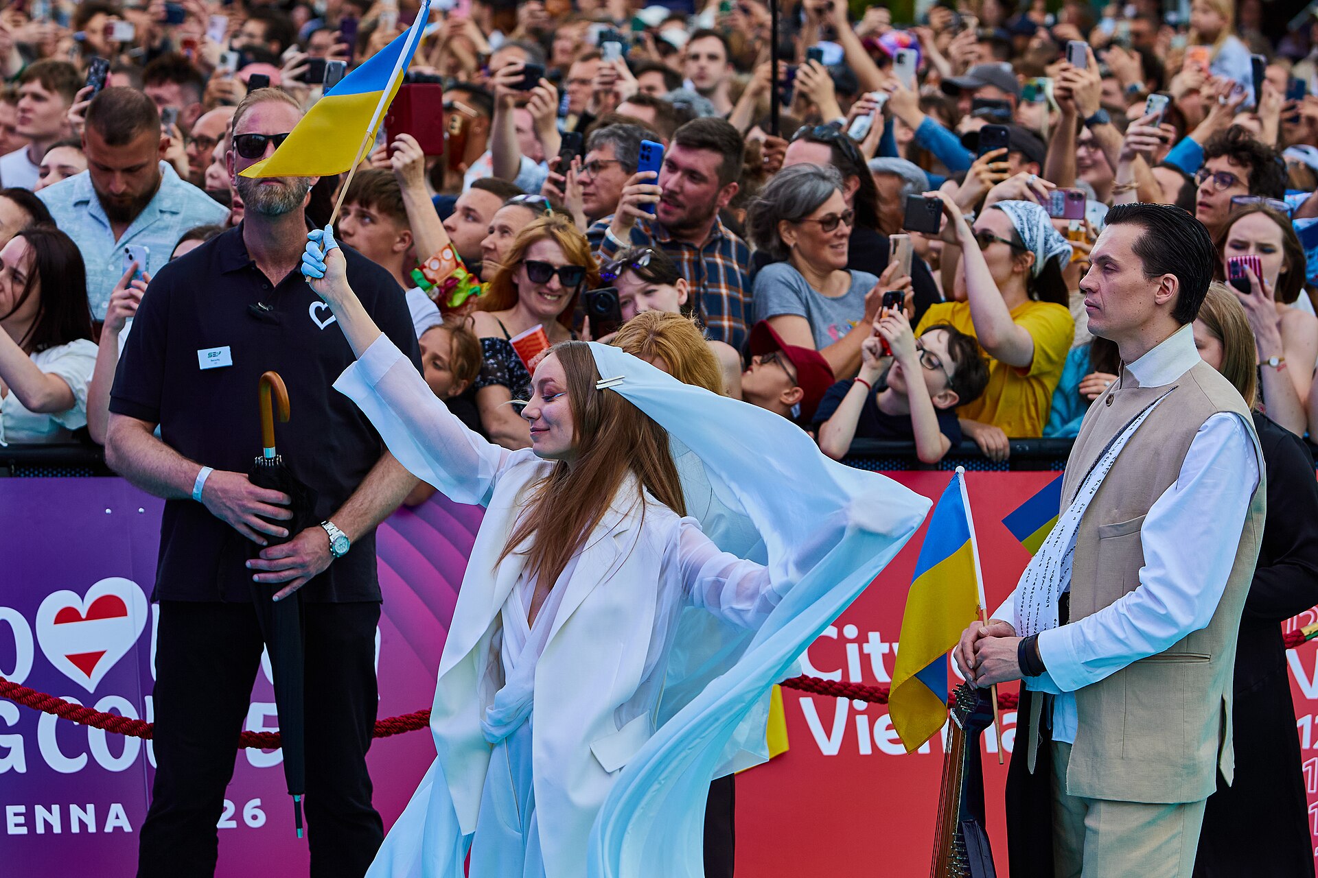 Viktoria Leléka and Yaroslav Dzhus on Eurovision Turquoise Carpet 2026 009