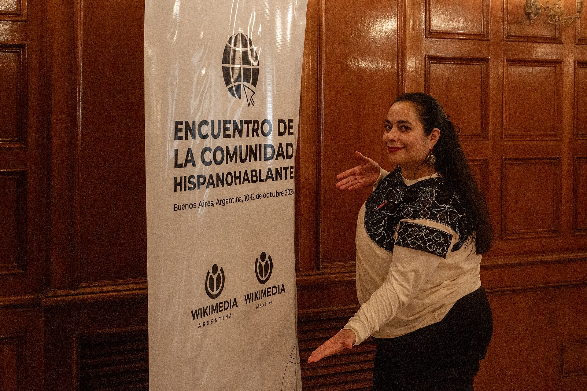 Portraits of attendees at the 2025 Spanish-Speaking Community Meeting, Buenos Aires, Argentina.