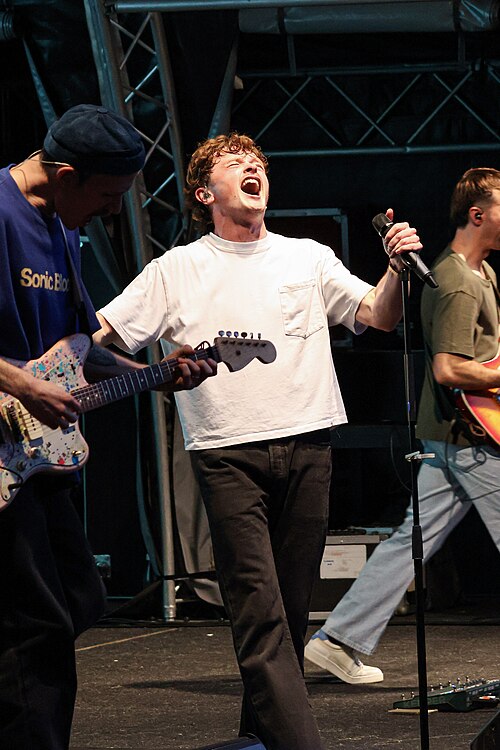 Will Linley performing at Kirstenbosch in 2026