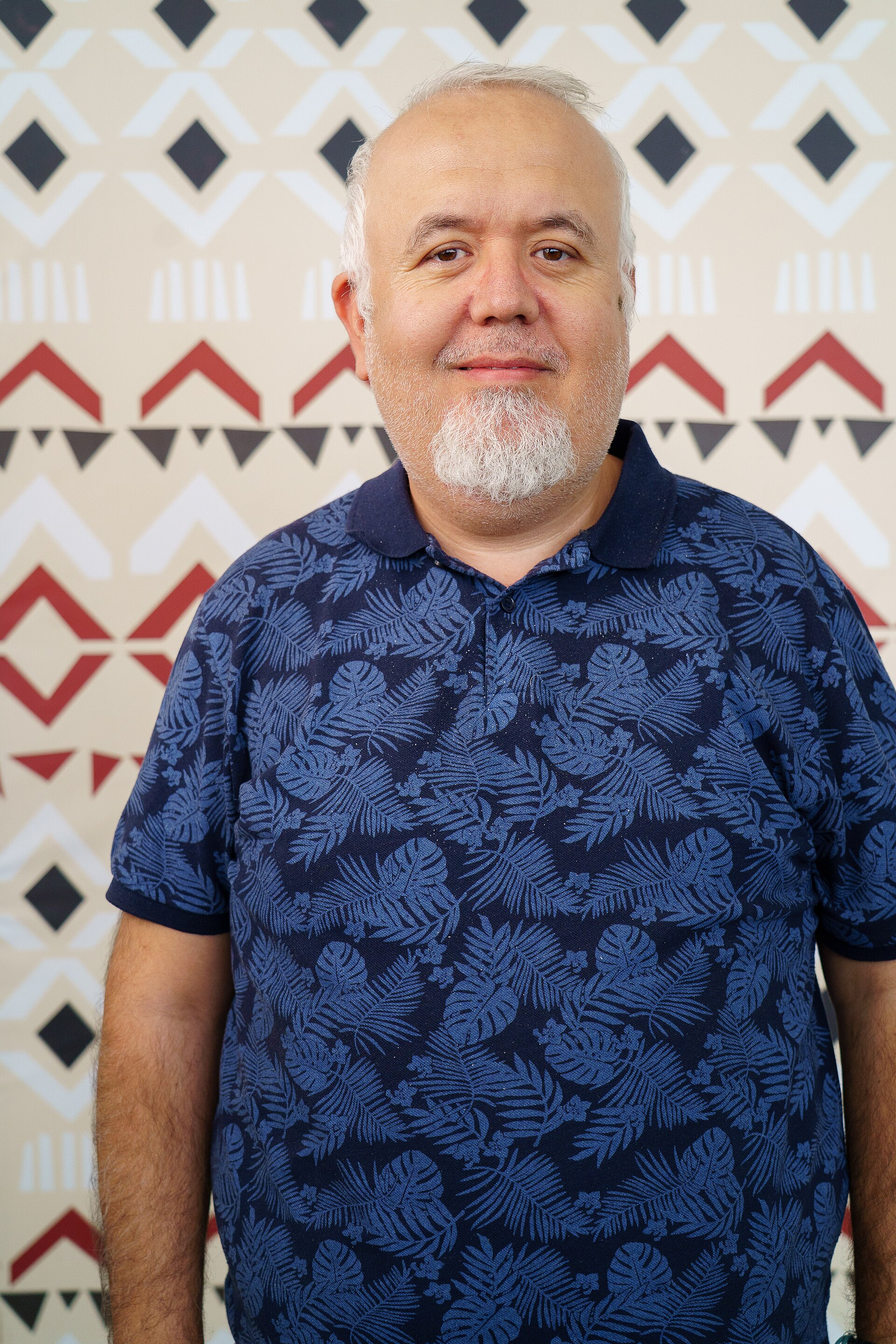 Zafer portrait at Wikimania 2025 WikiPortraits Studio